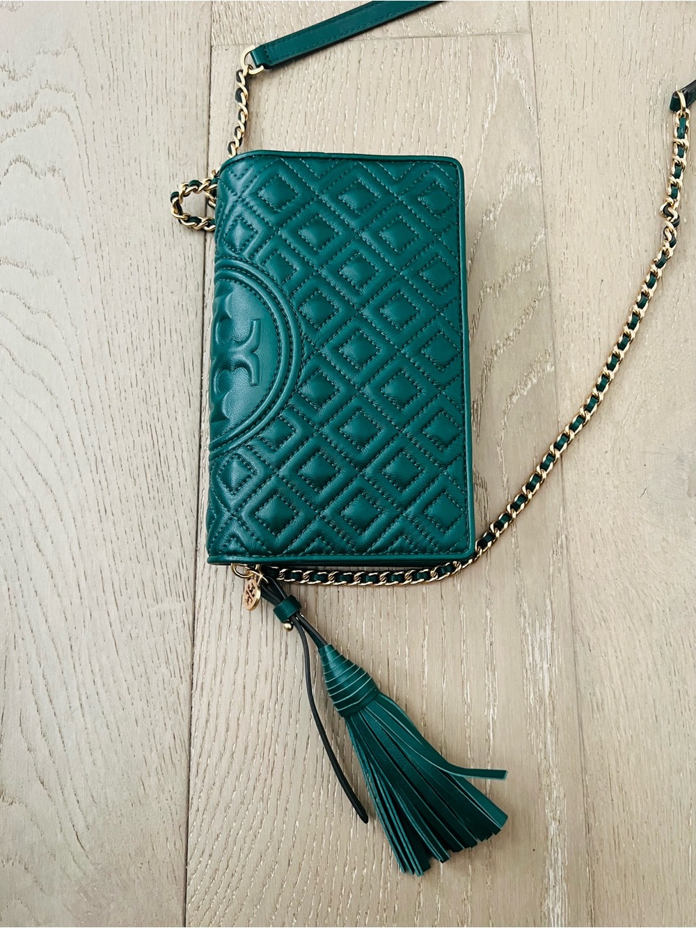 Tory Burch Green Quilted Crossbody Bag with Tassel - Picture 11 of 11